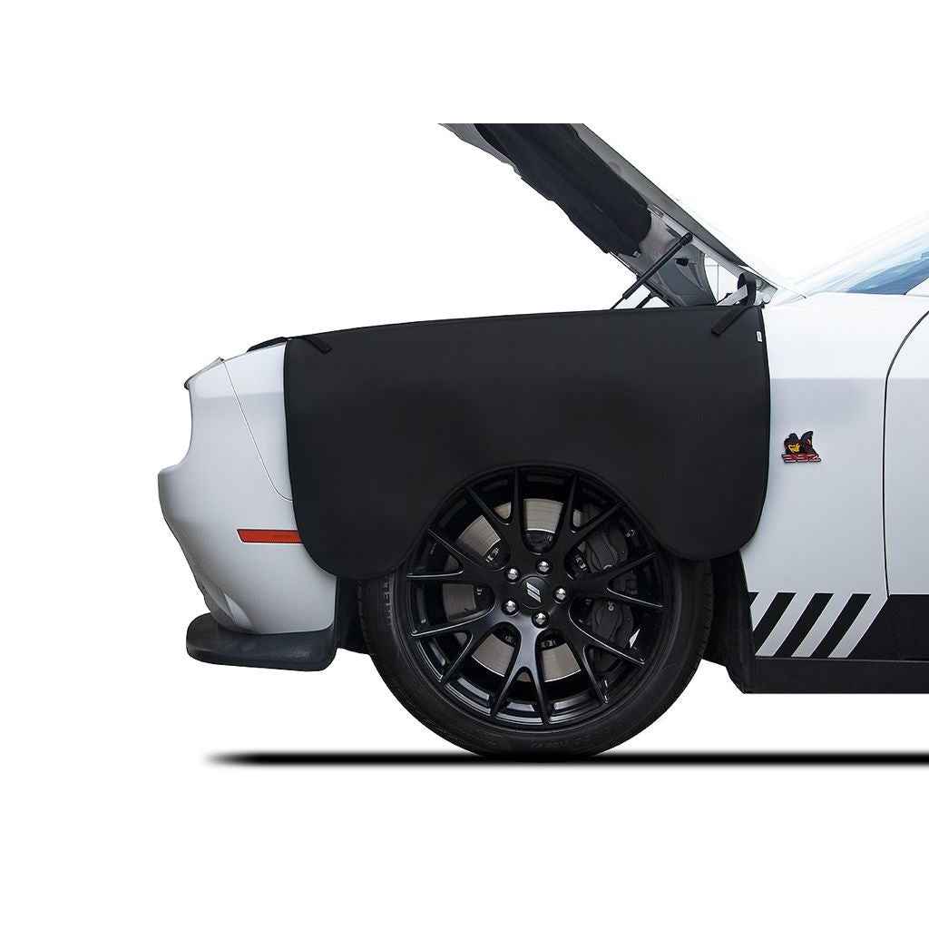 Husa protectie aripa auto, cu banda magnetica si 3 prinderi cu carlige, universala, din piele ecologica 10039