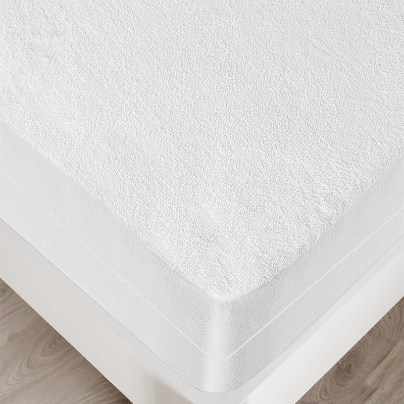 Set 3 piese, husa de protectie saltea si huse perne cu fermoar, impermeabile si matlasate, Metru Patrat