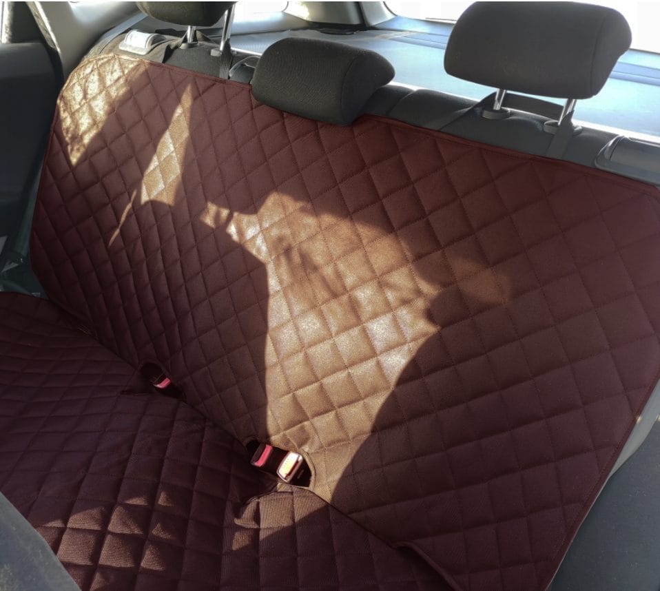 Set 3 protectii auto, matlasate,universale, grena, lavabile, impermeabile, protectie bancheta si 2 protectii scaune fata, Metru Patrat