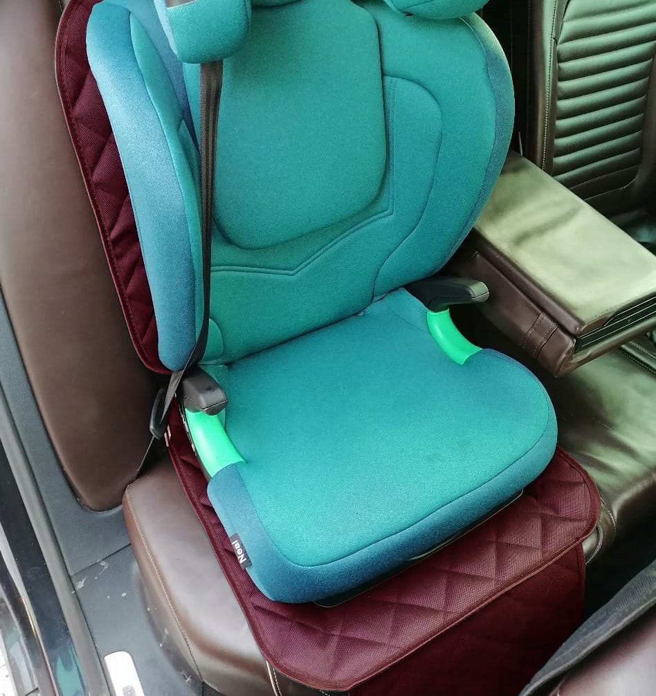Set 3 protectii auto, matlasate,universale, visiniu, lavabile, impermeabile, decupare cotiera  ,scoica bebe si spatar scaun fata, Metru Patrat - MetruPatrat.ro