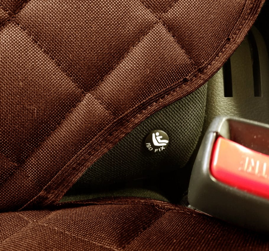 Set 3 protectii auto, matlasate,universale, maro, lavabile, impermeabile, protectie bancheta , protectie scaun fata si protectie spatar scaun, Metru Patrat