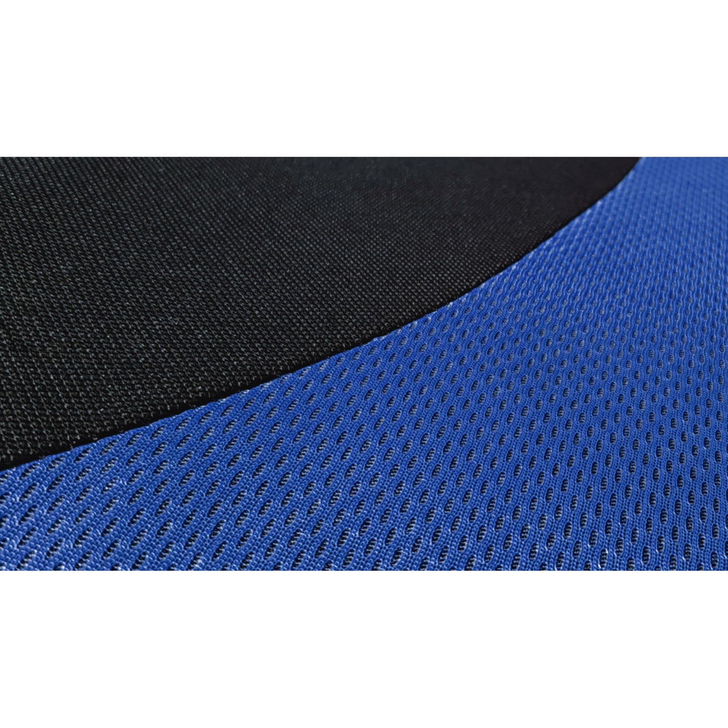 Set huse auto universale , 9 bucati , din gama sport line , culorile fiind negru si albastru AH162B