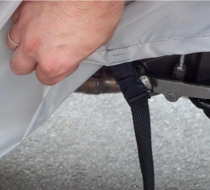Husa moto pentru motociclete cu portbagaj inalt , impermeabila , protectie pentru soare , ploaie , zapada , vant , praf , marimea XL 10090 XLK