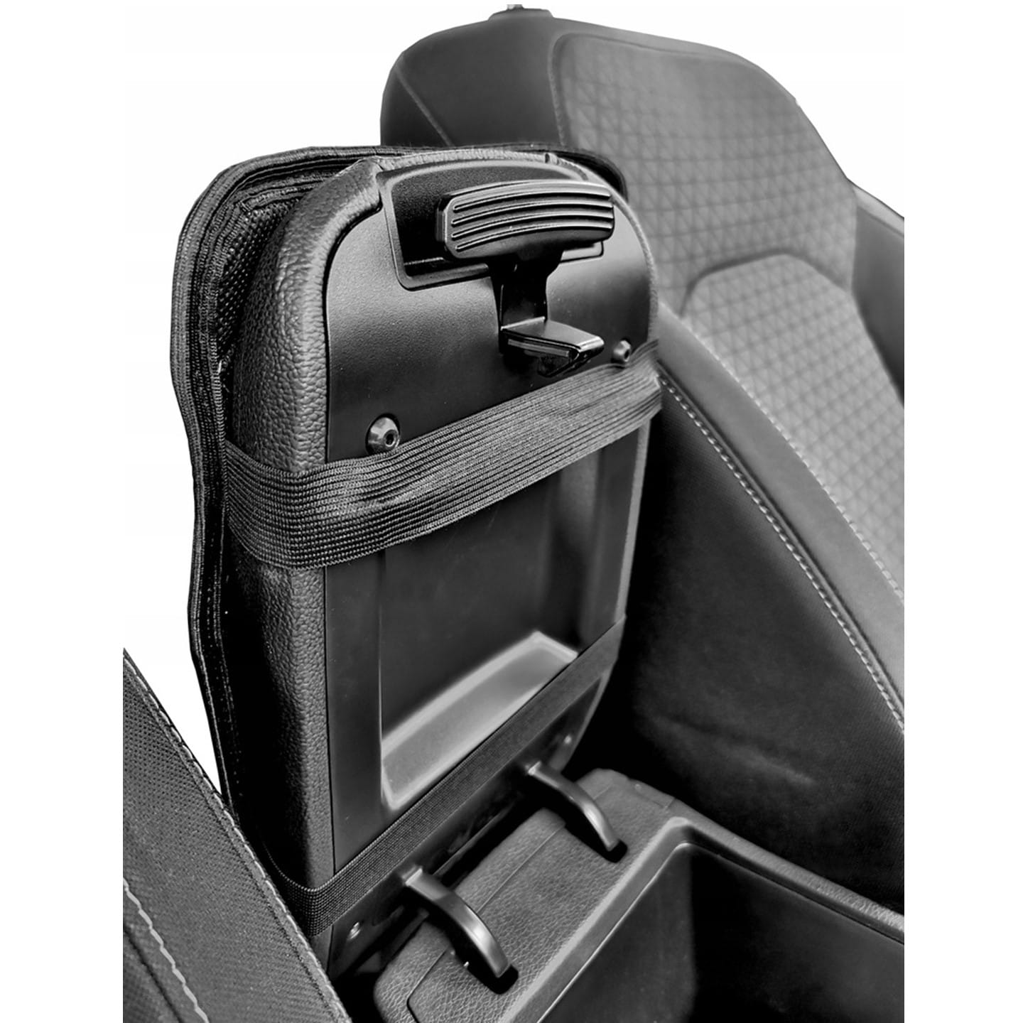 Protectie auto pentru cotiera, din piele ecologica matlasata, universala, neagra, Metru Patrat 5084 - MetruPatrat.ro