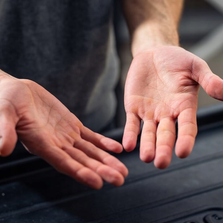 Pasta curatare maini, pentru mecanici, utila pentru eliminarea uleiurilor, grasimilor si a vaselinei, abraziva, 500 ml, Metru Patrat 5089