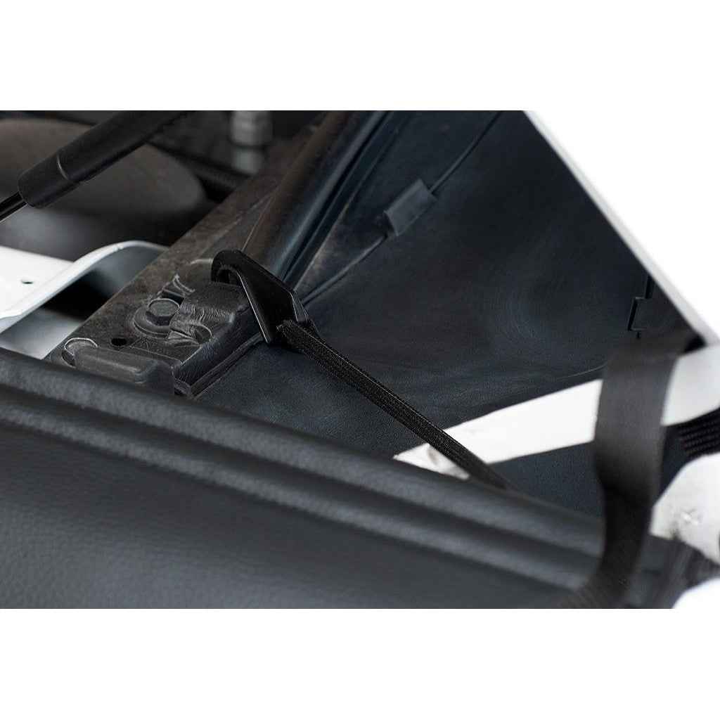 Husa protectie aripa auto, cu banda magnetica si 3 prinderi cu carlige, universala, din piele ecologica 10039