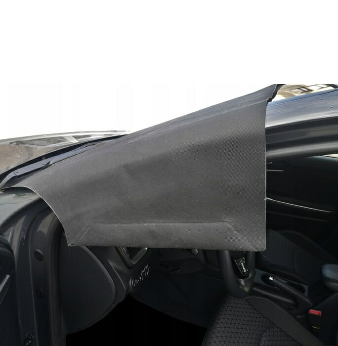 Husa parbriz antiinghet, pentru autoturisme, universala, impermeabila, prindere cu ajutorul usilor, dimensiuni 188 cm x 89 cm