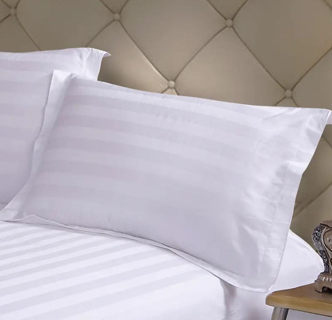 Fata de perna, din Damasc Premium, Alb Imaculat, Dungi Late, Bumbac 100%, Grosime 180 grame/m², Metru Patrat - 1 bucata