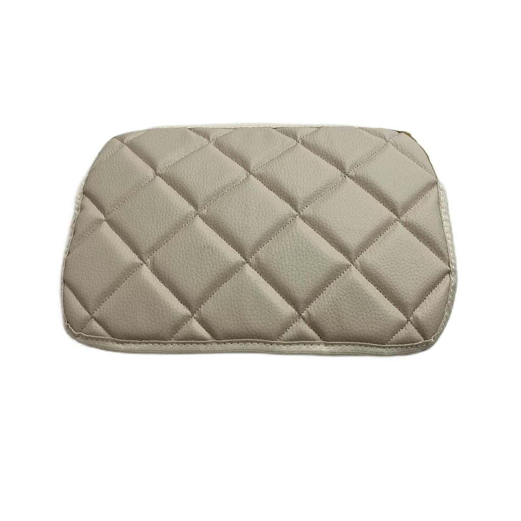 Protectie auto pentru cotiera, din piele ecologica matlasata, universala, crem - MetruPatrat.ro