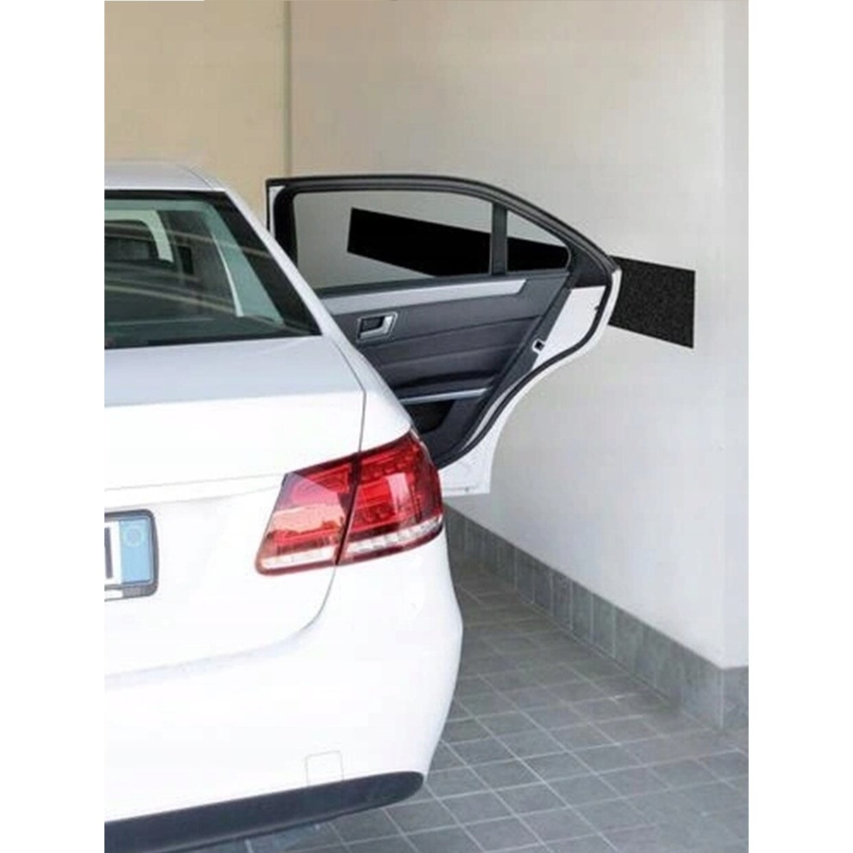 Banda auto de protectie usi laterale, din spuma, pentru garaj si locuri de parcare, lipire pe perete, 2 m lungime x 20 cm latime - MetruPatrat.ro